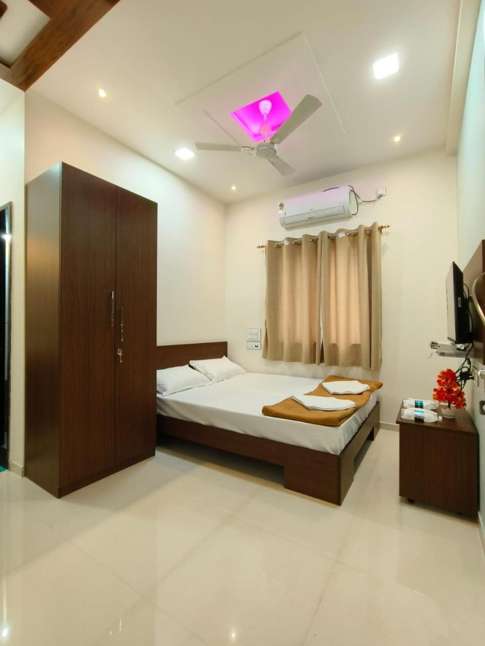 Hotel Ashokraj Kolhapur Exterior foto